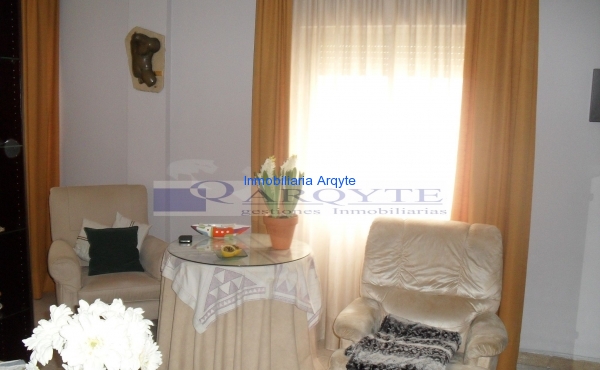 PISO REF. 01676